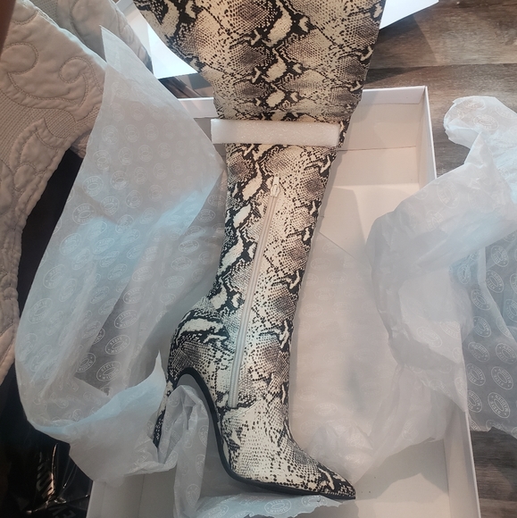 Steve madden's - Picture 9 of 12